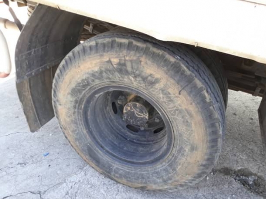 6ล้อ ISUZU NQR 175แรงม้า ปี56 รถสวยมาก ไมล์หมื่นกว่าเอง เครื่องดี ราคาต่อรองได้ ติดต่อ 0872976734