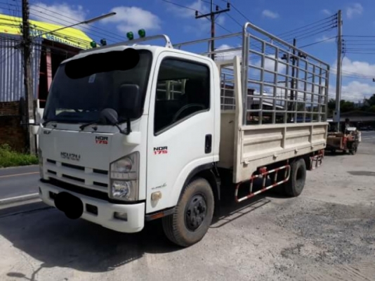 6ล้อ ISUZU NQR 175แรงม้า ปี56 รถสวยมาก ไมล์หมื่นกว่าเอง เครื่องดี ราคาต่อรองได้ ติดต่อ 0872976734