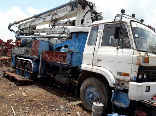 ขายรถ10ล้อปั้มปูน เล่มทะเบียน พร้อมโอนครับ