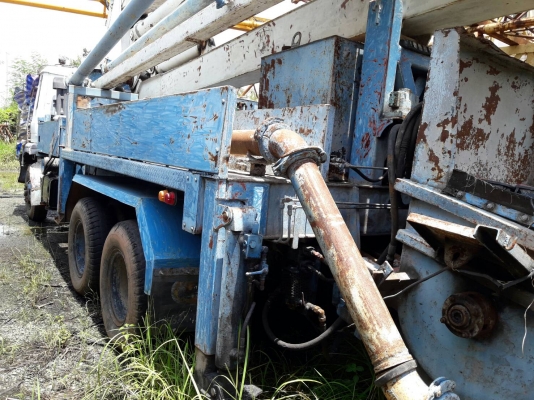 ขายรถ10ล้อปั้มปูน เล่มทะเบียน พร้อมโอนครับ