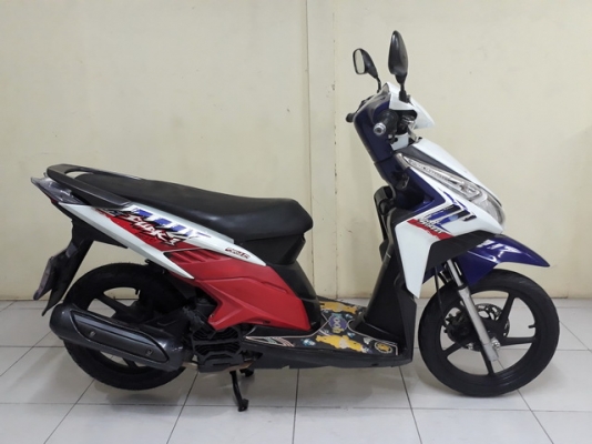 ขายHonda Click110i หัวฉีดปี54 รุ่นไมล์ขาว ล้อแม็ก สภาพดี ขายHonda Click110i หัวฉีดปี54 รุ่นไมล์ขาว ล้อแม็ก สภาพดี