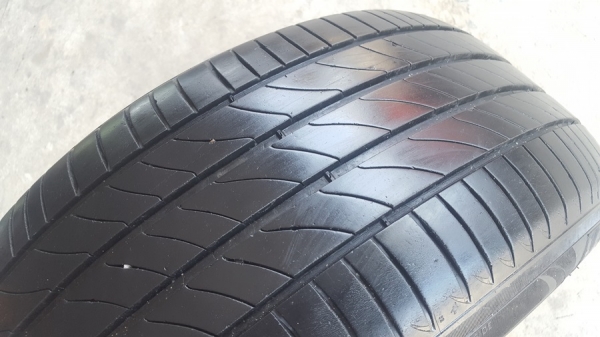 ขายยาง225/55/16 ปี 14/3เส้น+13/1เส้น MICHERLIN 3ST 4 เส้น ขายยาง225/55/16 ปี 14/3เส้น+13/1เส้น MICHERLIN 3ST 4 เส้น