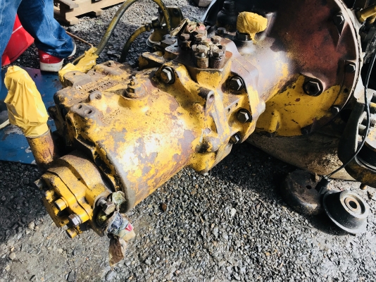 ขายเครื่อง 6D95L พร้อมปั้ม ถอดจาก KOMATSU PC200-6 ขายเครื่อง 6D95L พร้อมปั้ม ถอดจาก KOMATSU PC200-6