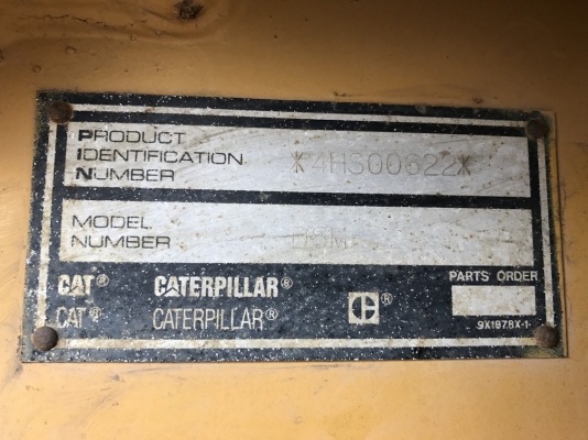 CAT D6M-XL สภาพสวยจัด นำเข้าจากญี่ปุ่น ไม่เคยใช้งานในไทย