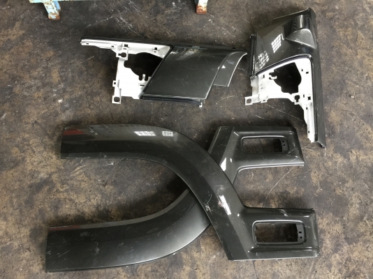 ขายเหมากะจังหน้ารถบรรทุก ISUZU 11 ชิ้น ขายเหมากะจังหน้ารถบรรทุก ISUZU 11 ชิ้น