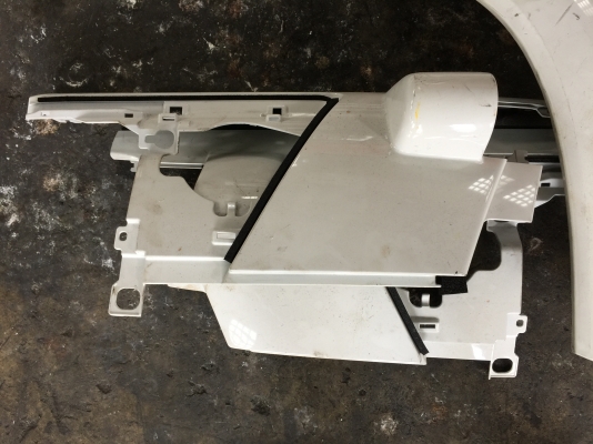 ขายเหมากะจังหน้ารถบรรทุก ISUZU 11 ชิ้น ขายเหมากะจังหน้ารถบรรทุก ISUZU 11 ชิ้น