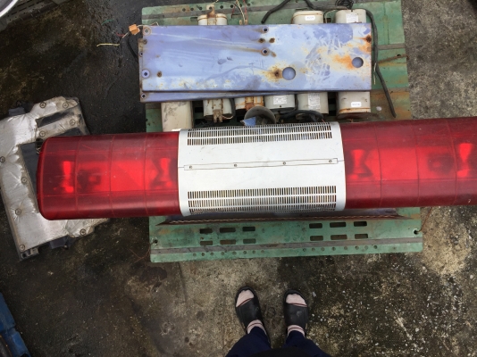 ไฟไซเรนรถดับเพลิง 24V จากญี่ปุ่นแท้ ไฟไซเรนรถดับเพลิง 24V จากญี่ปุ่นแท้