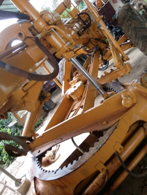 ขายครับรถเกรด KOMATSU GD37 Hเอกสารทะเบียน ขายครับรถเกรด KOMATSU GD37 Hเอกสารทะเบียน