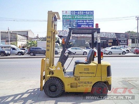ขายรถยกมิตซูบิชิ 1.5 ตัน เครื่องเบนซิน กระบอกคู่ เสาสูง 4 เมตร  ยางตันใหม่ พวงมาลัยเพาเว่อร์  สีเดิมจากนอก นำเข้าจากญี่ปุ่น ใช้งานได้ทันที ราคา130000