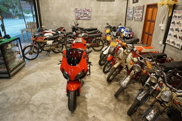 ร้าน  วุฒิ นนบุรี บริการ รับซื้อมอไซค์บิ๊กไบค์ รถมอไซค์โบราณ ((ทุกรุ่น))