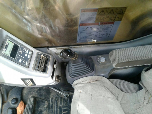 ขายรถแบคโฮ KOMATSU PC200-7 ใช้งาน 9พันชั่วโมง สวยเต็ม ทำงานสมบูรณ์ทุกระบบ