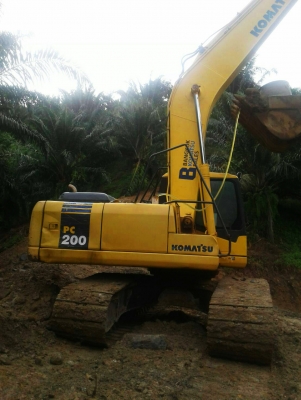 ขายรถแบคโฮ KOMATSU PC200-7 ใช้งาน 9พันชั่วโมง สวยเต็ม ทำงานสมบูรณ์ทุกระบบ