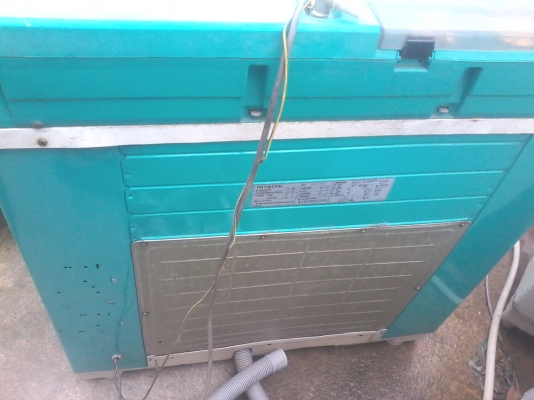 ขายเครื่องซักผ้าฮิตาชิ2ถังสภาพดีราคาถูกใช้ได้ดีปรกติ