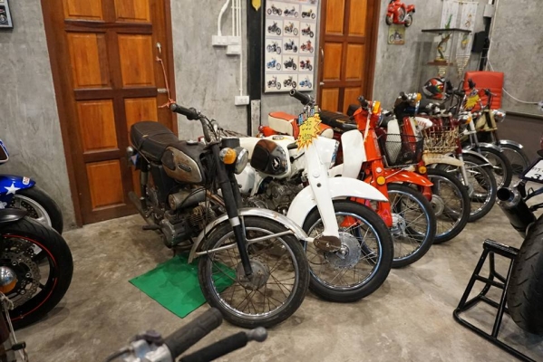 ร้าน วุฒิ นนบุรี บริการ รับซื้อมอไซค์บิ๊กไบค์ รถมอไซค์โบราณ ((ทุกรุ่น)) ร้าน วุฒิ นนบุรี บริการ รับซื้อมอไซค์บิ๊กไบค์ รถมอไซค์โบราณ ((ทุกรุ่น))