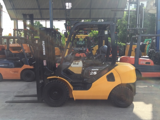 -:-*&bull;*ข า ย ร ถ ย ก นำ เ ข้ า*&bull;*-:-KOMATSU FD25-17 เครื่องดีเซล เกียร์ออโต้ สนใจติดต่อ083-062-0223(ปอน)