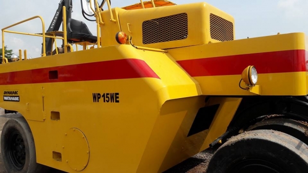 ขายด่วนรถบดล้อยาง7ล้อWATANABE WP15WE เก่านอก เอกสารแจ้งจำหน่าย พร้อมใช้งาน ขายด่วนรถบดล้อยาง7ล้อWATANABE WP15WE เก่านอก เอกสารแจ้งจำหน่าย พร้อมใช้งาน