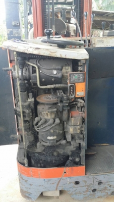 ขาย รถไฟฟ้ายืนขับโตโยต้า เสา 5.5 m. รถใช้งานปกติ ขาย รถไฟฟ้ายืนขับโตโยต้า เสา 5.5 m. รถใช้งานปกติ