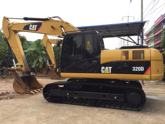 CAT 320D ญี่ปุ่น