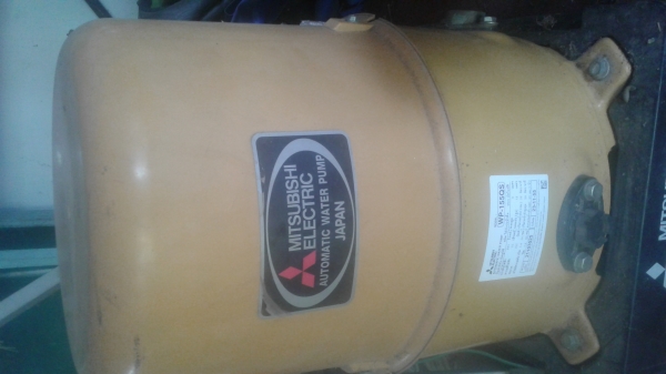 ขายถังนำ้พร้อมขาตั้งและปั้มนำ้อัตโนมัตทั้งชุดแค่ 7500บาท