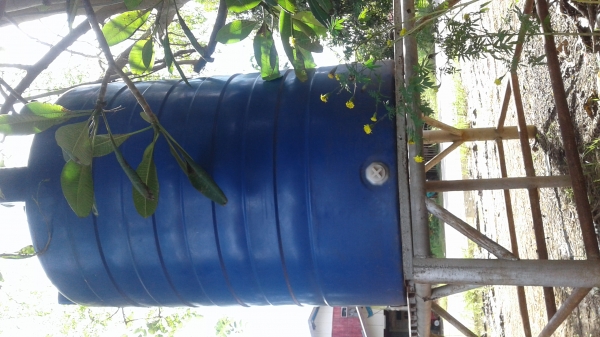 ขายถังนำ้พร้อมขาตั้งและปั้มนำ้อัตโนมัตทั้งชุดแค่ 7500บาท