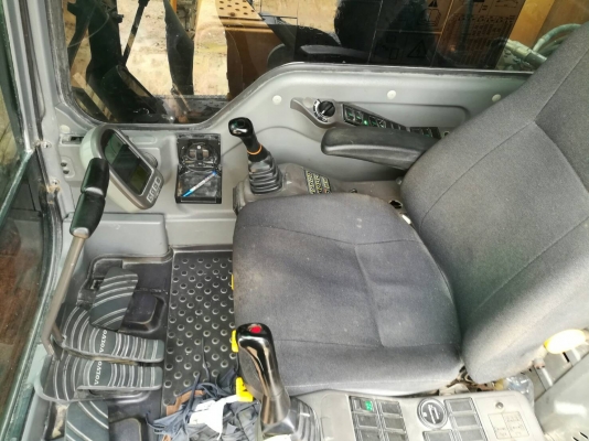 ขายด่วน!! Volvo EC210B ไมล์ชั่วโมง 9500 สภาพสวยค่ะ