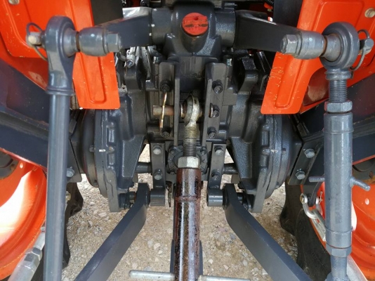 ขายคูโบต้า L3608SP 4 WD..รถเกรด A..ทำงาน 360 ชั่วโมง..ดันดินหน้าใหม่..ผานหลังใหม่