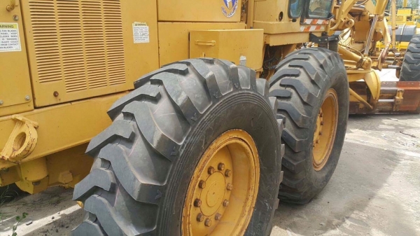 รถเกรด MOTOR GRADER CATERPILLAR 140H S/N. 2ZK05651