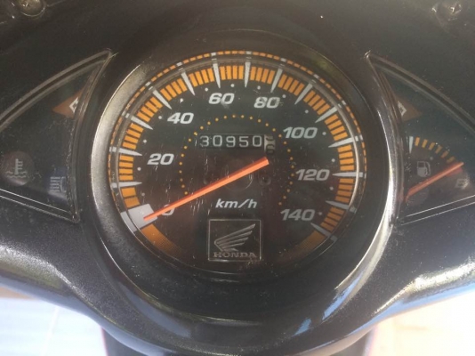 Honda Click รถสวย เครื่องดี ราคาถูกพร้อมใช้งาน