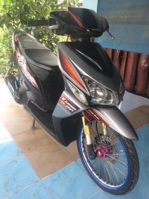 Honda Click สีเทา ราคาถูก เครื่องดี พร้อมใช้งานครับ