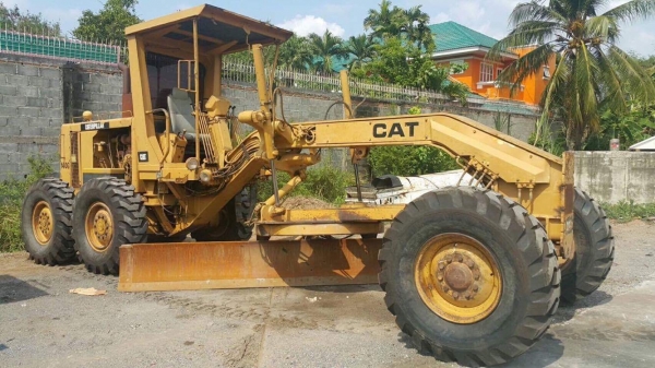 รถเกรด CATERPILLAR 120G