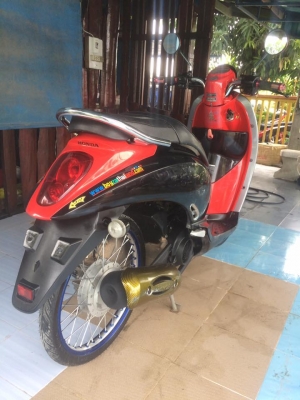 Honda Scoopy-i หัวฉีดประหยัด เครื่องดี ราคาถูกครับ Honda Scoopy-i หัวฉีดประหยัด เครื่องดี ราคาถูกครับ