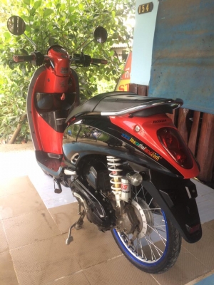 Honda Scoopy-i หัวฉีดประหยัด เครื่องดี ราคาถูกครับ Honda Scoopy-i หัวฉีดประหยัด เครื่องดี ราคาถูกครับ