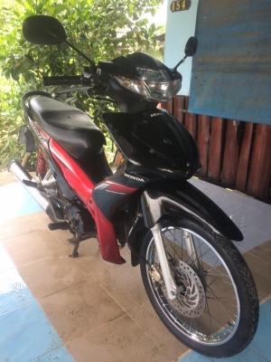 Honda Wave110 i หัHonda Wave110 i หัวฉีดประหยัดน้ำมัน พร้อมใช้ ราคาถูกครับวฉีดประหยัดน้ำมัน พร้อมใช้