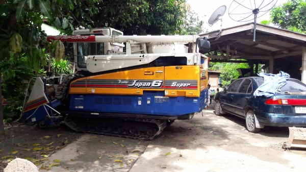 ขายรถเกี่ยวข้าว japan 6