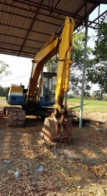 ขาย 325,000 บาท KOMATSU PC100-5 เครื่องดีเดิม ปั้มแรง โช่หนา เอวแน่น เอกสารชื้อขาย  รถอยู่ จ.ร้อยเอ็ด โทร&amp;ไอดีไลน์ 0610710295