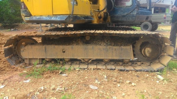 ขายรถแบคโฮ KOBELCO SK60-/// เอกสารเล่ม ราคา 450000