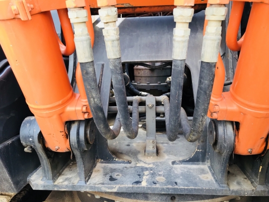 ขาย HITACHI ZX200-5G ไมล์ 10,453 ชม. รถสวยพร้อมใช้งานค่ะ