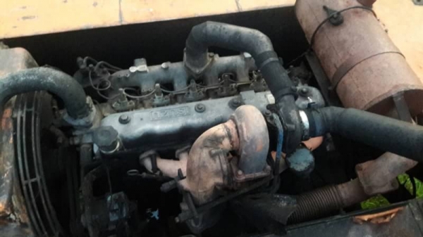 ขาย 395,000 HITACHI EX 200-1 เครื่องดี ปั้มติดโหลดนิดๆ เอวขยับนิดๆ ช่วงล่างอ่อน ตัวเดินดี รถอยู่ กำแพงเพชร 090-772-3710 090-772-3708