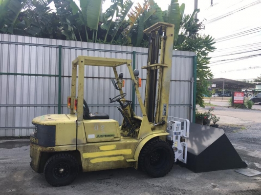 ขายรถยกงาเท มิตซู 2.5 ตัน 4.5 เมตร ดีเซล เกียร์ธรรมดา งาเทพร้อมบุ้งกี๋ รถนอกนำเข้าจากญี่ปุ่น 350,000 บาท 094-426-7888 จะเด็ด