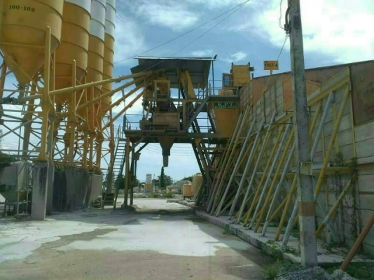 ขาย 1,950,000 บาท แพล้นปูน 1.25 คิวออโต้. ยี่ห้อ KPT (พร้อมแผงกั้น) สภาพพร้อมทำงาน สินค้า อยู่ เพชรบุรี 090-772-3710 090-772-3708