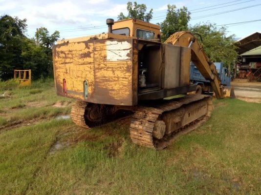 ขาย 235,000 บาท   KOMATSU PC. 100-2เครื่องดี  ปั้มดี โช่หนา  เอกสารชื้อขาย รถอยู่ จ.ร้อยเอ็ด 090-772-3710 090-772-3707