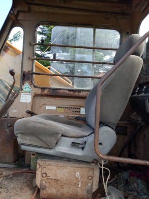 ขาย 235,000 บาท   KOMATSU PC. 100-2เครื่องดี  ปั้มดี โช่หนา  เอกสารชื้อขาย รถอยู่ จ.ร้อยเอ็ด 090-772-3710 090-772-3707