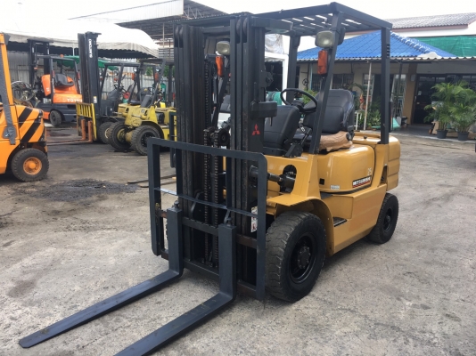 ขายรถนอกนำเข้า MITSUBISHI FD25 ยก 2.5 ตัน 4 เมตร เสาเข้าตู้ ดีเซลเกียร์ธรรมดา เครื่องเกียร์ดีมากๆๆ 290,000 บาท 094-426-7888 จะเด็ด ขายรถนอกนำเข้า MITSUBISHI FD25 ยก 2.5 ตัน 4 เมตร เสาเข้าตู้ ดีเซลเกียร์ธรรมดา เครื่องเกียร์ดีมากๆๆ 290,000 บาท 094-426-7888 จะเด็ด