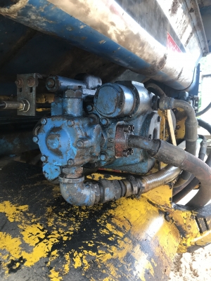 ขายรถเกี่ยวข้าวปั้มเบอร์22คู่ละ30000บาทราคาต่อรองใด้ครับ