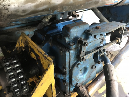 ขายรถเกี่ยวข้าวปั้มเบอร์22คู่ละ30000บาทราคาต่อรองใด้ครับ ขายรถเกี่ยวข้าวปั้มเบอร์22คู่ละ30000บาทราคาต่อรองใด้ครับ