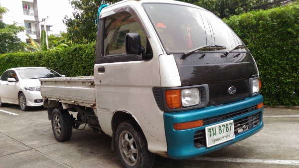 ขายรถกระป้อ