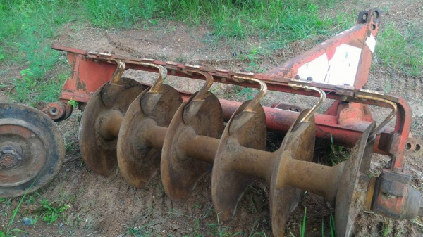 ขายรถไถ KUBOTA M7040 พร้อมดันหน้า และผาน 6 CMT รถสภาพเดิมๆ ราคา 435,000บาท สนใจโทร มีรถขนส่งทั่วไทย ร้านสามย่านแทรคเตอร์ อ.แกลง จ.ระยอง โทร 0818618678 ,0899347475 id line=0818618678 id line=0917315475