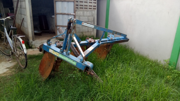 ขายKUbota M7040 สองเพลาพร้อมอุปกรณ์4ชิ้น เล่มพร้อมโอน รถปรถปี52 ขายKUbota M7040 สองเพลาพร้อมอุปกรณ์4ชิ้น เล่มพร้อมโอน รถปรถปี52