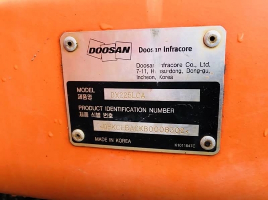 ขาย 1,450,000 DOOSAN DX225LCA ไมล์ 6,xxx ชม. ไฟฟ้าครบ เครื่อง ปั๊มดี  ช่วงล่างเต็ม รถสวยพร้อมใช้ เอกสารเล่มทะเบียน  รถอยู่ ปทุมธานี ราคา 1,450,000บาท 090-772-3710 090-772-3708