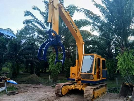 KOMATSU PC120-1 เครื่องดี ปั้มดี ระบบทำงานปกติ ไม่มีโหลด มีทั้งหัวคีบ และบุ้งกี้ ราคาต่อรองได้ ติดต่
